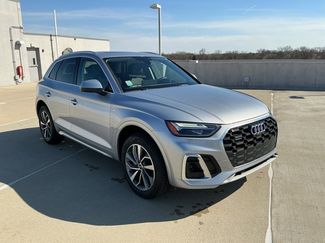 Used 2023 Audi Q5 2.0T Premium Plus w/ Premium Plus Package video 3