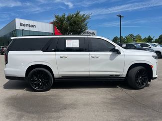 Used 2021 Cadillac Escalade ESV Sport w/ Driver Assist Tech Package AWD/4WD video 2