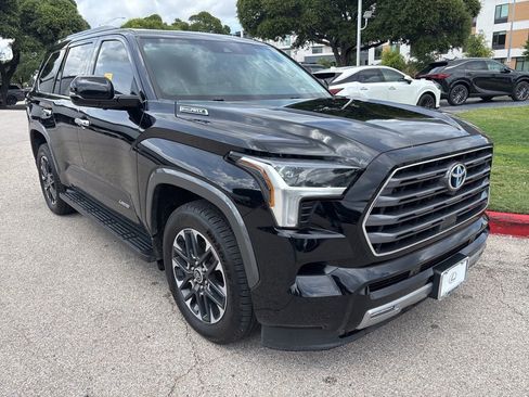 Used 2023 Toyota Sequoia Limited w/ Tow Technology Package RWD image 7