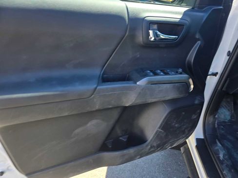 Used 2023 Toyota Tacoma TRD Sport w/ Advanced Technology Package image 21