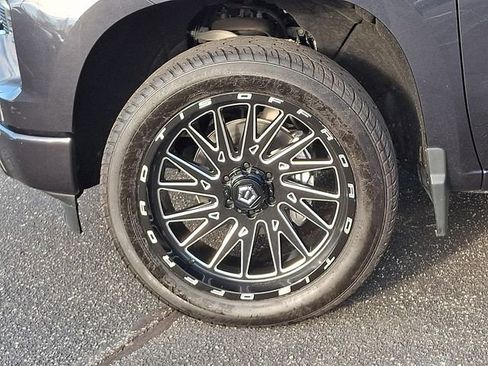 Used 2023 Chevrolet Silverado 1500 RST image 8