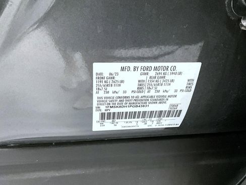 Used 2023 Ford Explorer XLT w/ Equipment Group 202A image 26