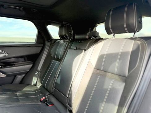 Used 2018 Land Rover Range Rover Velar R-Dynamic SE image 39