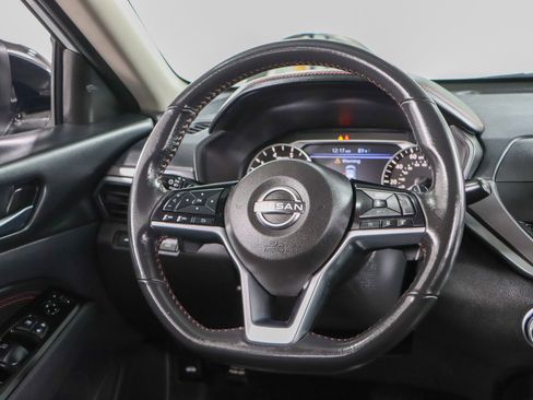 Used 2023 Nissan Altima 2.5 SR image 12