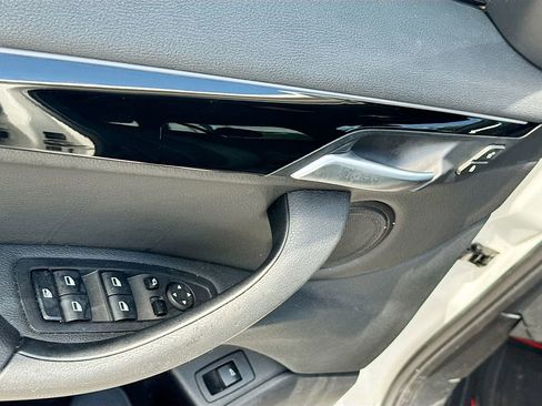 Used 2019 BMW X1 sDrive28i w/ Convenience Package FWD image 19