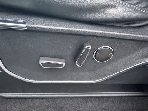 Used 2023 Ford F150 Lariat w/ Equipment Group 502A High image 27