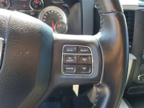 Used 2017 RAM 1500 Big Horn RWD image 21