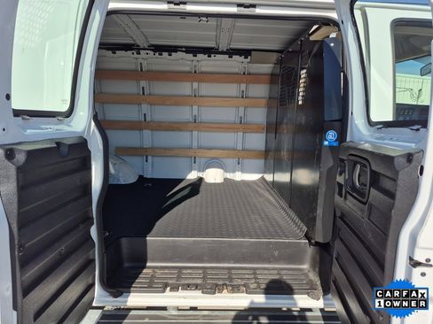 Used 2024 GMC Savana 2500 w/ Driver Convenience Package image 7