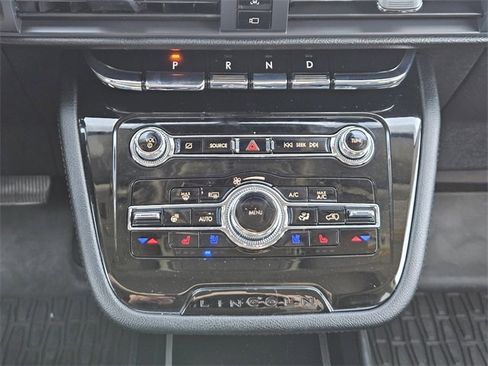 Certified 2022 Lincoln Corsair FWD w/ Premium Package image 19