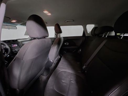 Used 2015 Kia Soul image 28