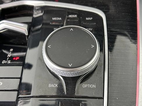 Used 2023 BMW X7 xDrive40i w/ M Sport Package AWD/4WD image 27