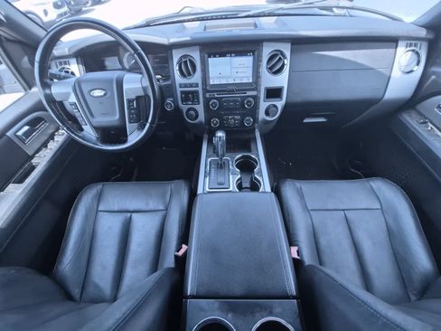 Used 2017 Ford Expedition Limited AWD/4WD image 15