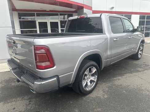Used 2022 RAM 1500 Laramie AWD/4WD image 8