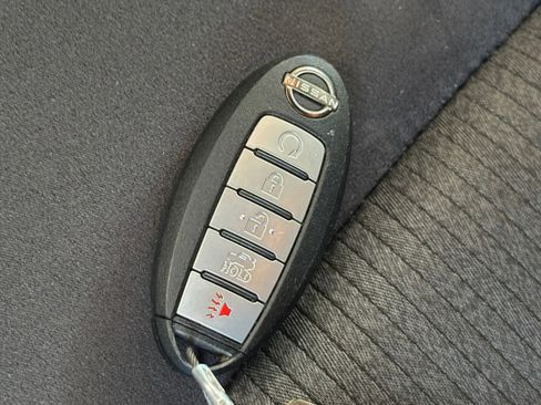 Used 2025 Nissan Altima 2.5 SV FWD image 25