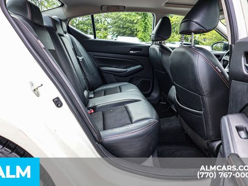 Used 2022 Nissan Altima 2.5 SR w/ Midnight Edition Package FWD image 22