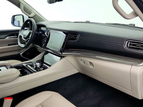 Used 2022 Jeep Wagoneer Series II w/ Convenience Group I image 26