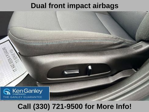 Used 2018 Chevrolet Cruze LT w/ Convenience Package image 28