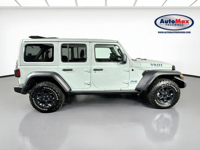 Used 2023 Jeep Wrangler Unlimited w/ Sun & Screen Package AWD/4WD image 10