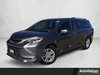 Used 2021 Toyota Sienna Platinum