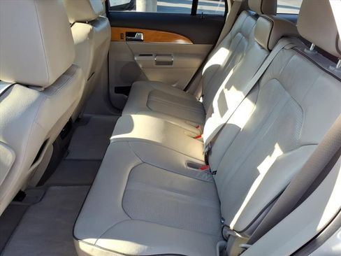 Used 2014 Lincoln MKX FWD w/ Equipment Group 101A image 12