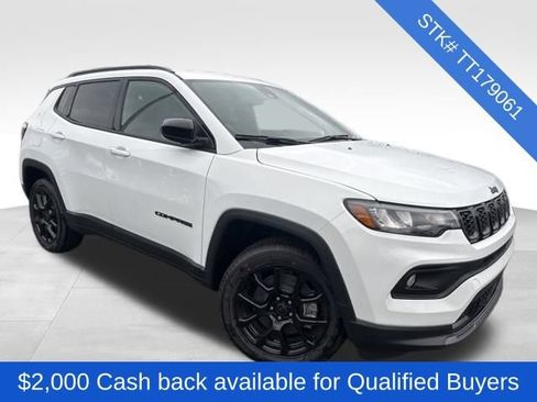 New 2026 Jeep Compass Latitude image 2