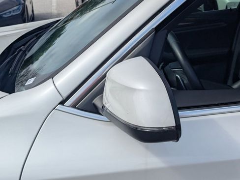 Used 2022 BMW X3 sDrive30i w/ Premium Package image 13