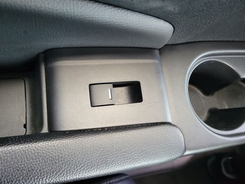 Used 2022 Honda Pilot Special Edition image 16