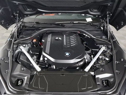 Certified 2024 BMW Z4 M40i w/ Premium Package RWD image 15
