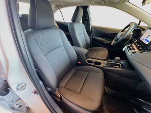 Used 2026 Toyota Corolla LE FWD image 27