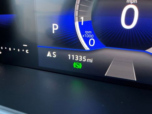 Used 2025 Volkswagen Jetta SE image 40