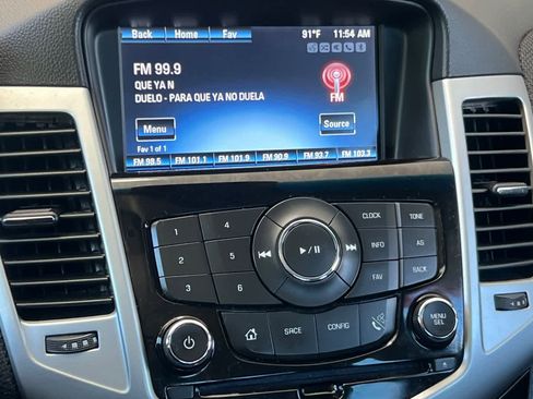 Used 2016 Chevrolet Cruze LT FWD image 18