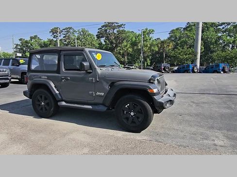 Used 2019 Jeep Wrangler Sport AWD/4WD image 36