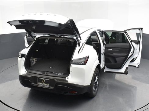 New 2025 Nissan Murano SV image 30