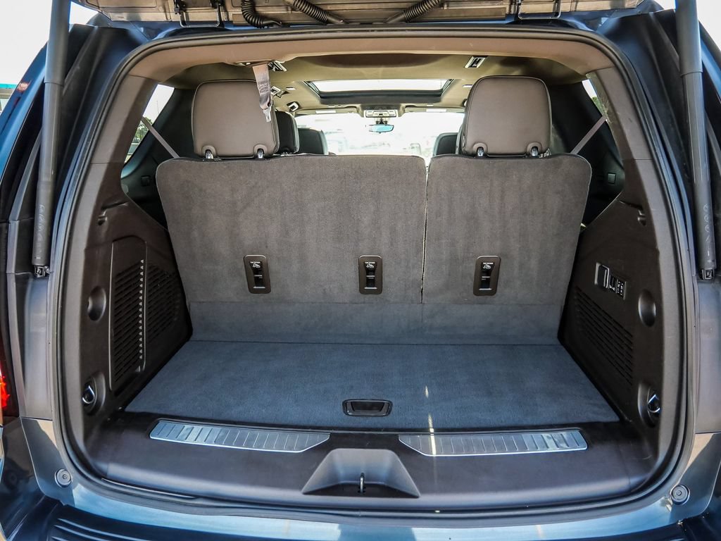 Used 2021 GMC Yukon Denali w/ Denali Premium Package RWD image 13