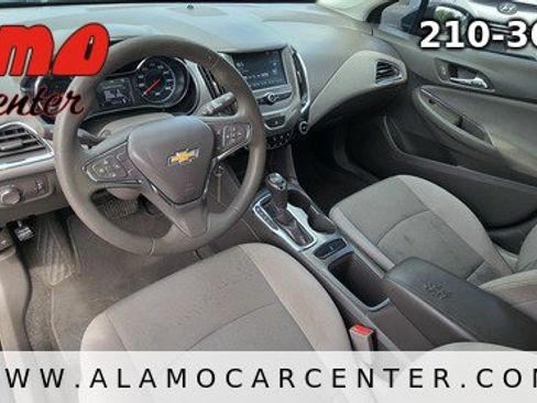 Used 2016 Chevrolet Cruze LT FWD image 32