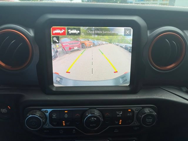 Used 2023 Jeep Gladiator Mojave w/ LED Lighting Group AWD/4WD image 21