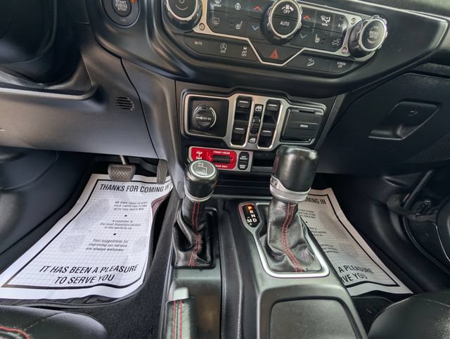 Used 2021 Jeep Wrangler Unlimited Rubicon w/ Uconnect 4C Nav & Sound Group AWD/4WD image 21
