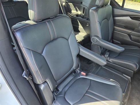 Used 2023 Honda Pilot TrailSport image 34