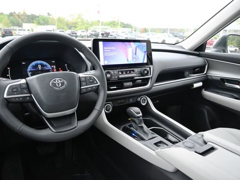 New 2026 Toyota Grand Highlander XLE AWD/4WD image 22