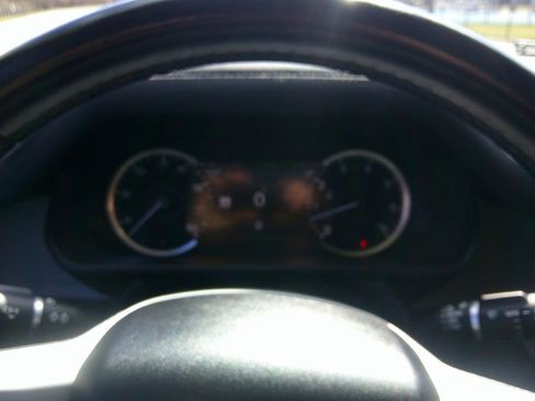 Used 2023 Land Rover Defender 110 S image 66