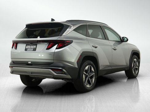 Used 2025 Hyundai Tucson SEL AWD/4WD image 6