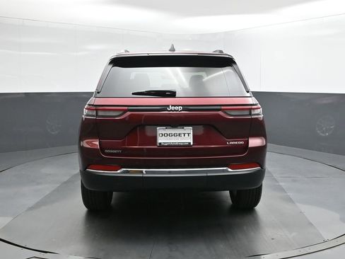 New 2025 Jeep Grand Cherokee Laredo X image 8