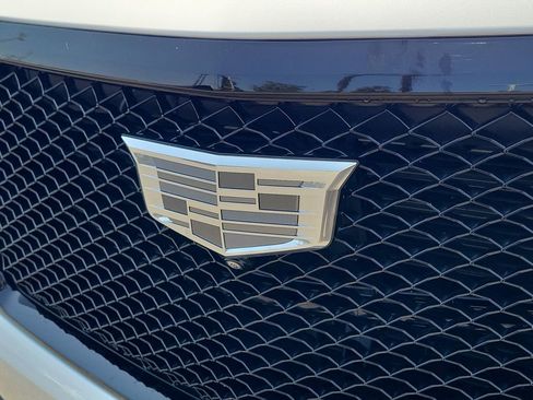 Certified 2024 Cadillac Escalade Sport Platinum w/ LPO, ONYX Package AWD/4WD image 31
