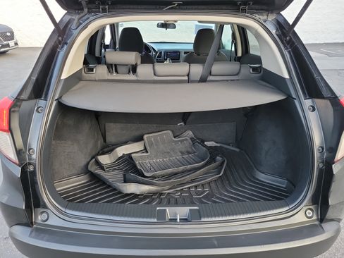 Used 2022 Honda HR-V EX image 22