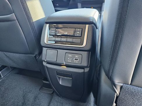 New 2026 Subaru Ascent Premium image 21