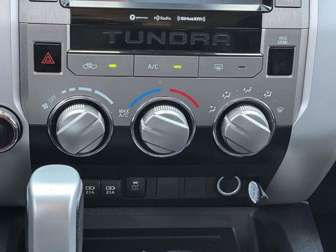 Used 2020 Toyota Tundra SR5 w/ SR5 Leather Package AWD/4WD image 5