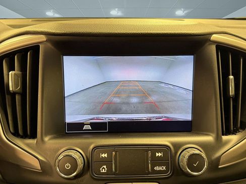 Certified 2023 GMC Terrain AT4 AWD/4WD image 24