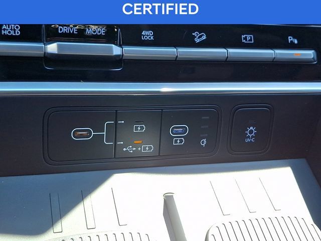 Certified 2025 Hyundai Santa Fe Limited AWD/4WD image 26