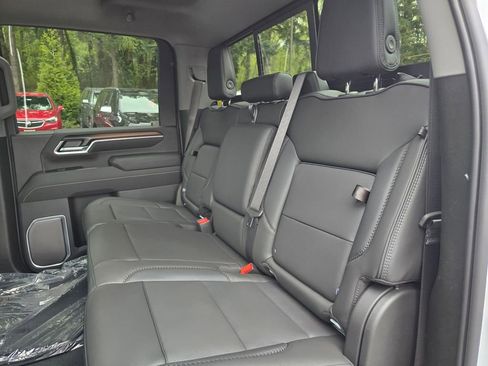 New 2026 GMC Sierra 3500 Denali w/ Denali Reserve Package AWD/4WD image 17