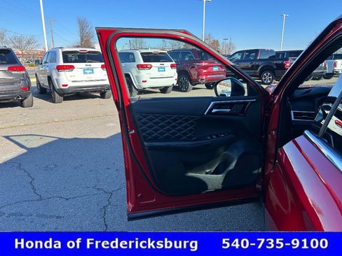 Used 2023 Mitsubishi Outlander SEL Black Edition image 30